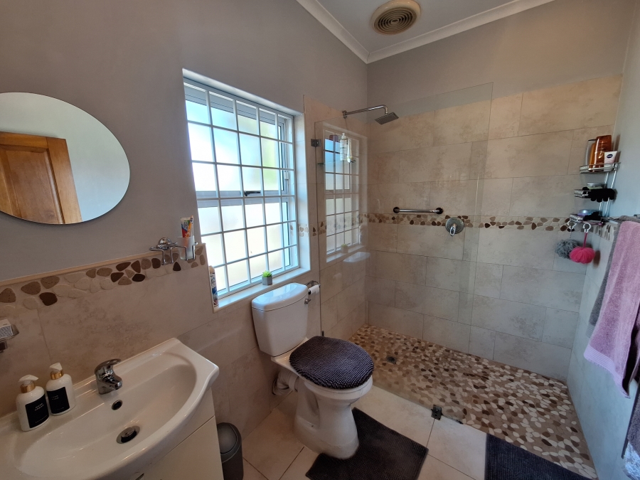 To Let 2 Bedroom Property for Rent in Fountains Estate Eastern Cape